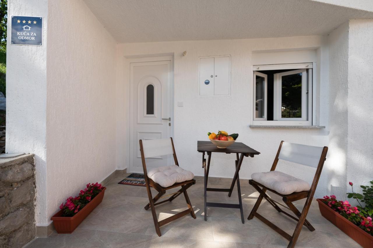 Kuca Za Odmor Nall Laurana Esterno foto